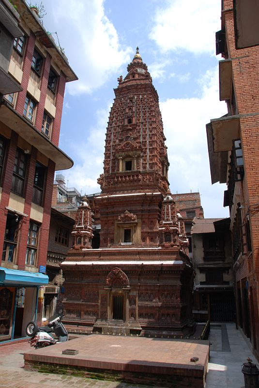 Kathmandu Patan 06 Mahabouddha Temple 01 The shikhara-style Mahabouddha Temple (Temple of a Thousand Buddhas) southeast of Patans Durbar Square gets its name from the terracotta tiles, each with an image of the Buddha. It resembles the Mahabodhi Temple at Bodh Gaya in India where Shakyamuni gained enlightenment. This temple was originally built in 1585, but was rebuilt after being destroyed in the 1934 earthquake.